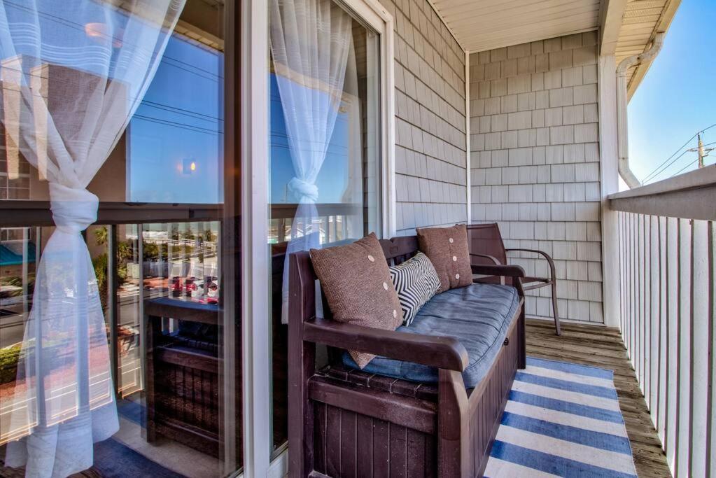 Kraken'S Den * Oceanview * Steps To Ocean * Pool Lejlighed Carolina Beach Eksteriør billede